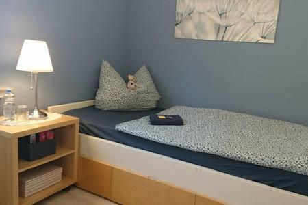 Bed & Breakfast Bonn 24 Mai Bis14 Juni Mit Hund In Der Wohnung Esterno foto