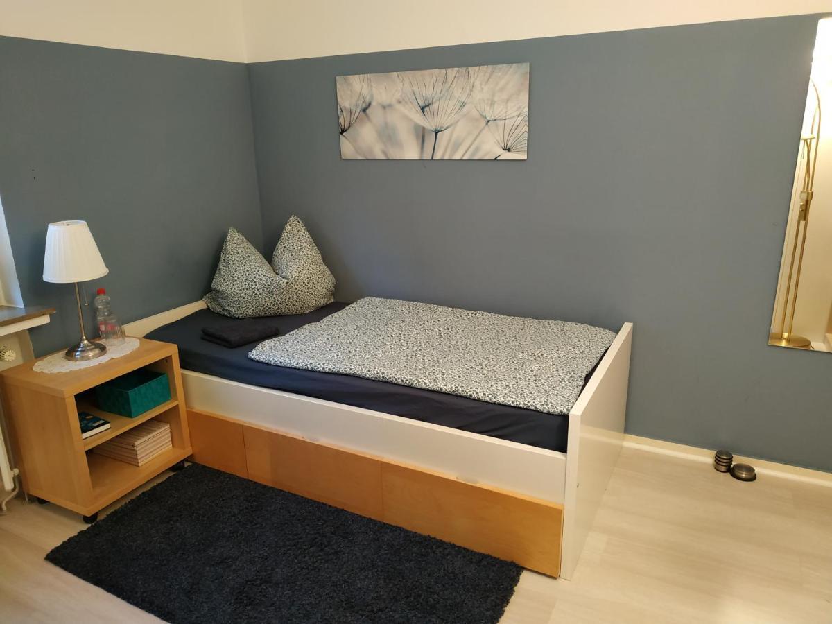 Bed & Breakfast Bonn 24 Mai Bis14 Juni Mit Hund In Der Wohnung Esterno foto